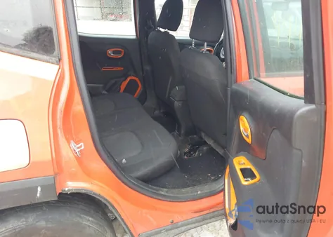 2016 Jeep Renegade Sport z USA, uszkodzony, nr VIN ZACCJAAW7GPD55738